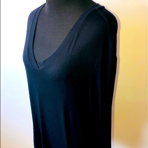 NWOT LOGO by Lori Goldstein Essential Sharkbite Hem Top - Picture 14 of 16